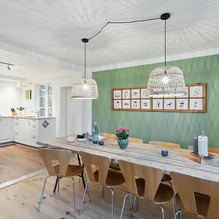 Σπίτι διακοπών Lovely In With Kitchen