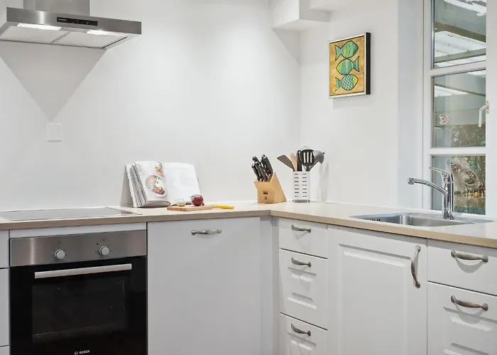 Lovely In With Kitchen Holiday home